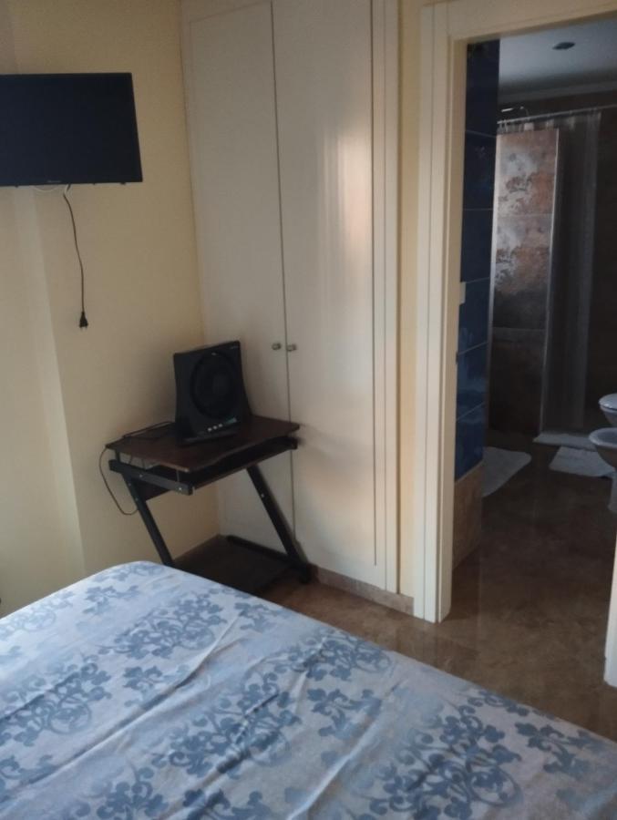 Estudio Con Cocina-Comedor Independiente Benidorm Bagian luar foto
