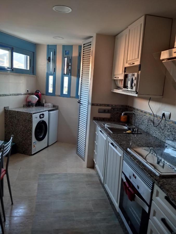 Estudio Con Cocina-Comedor Independiente Benidorm Bagian luar foto